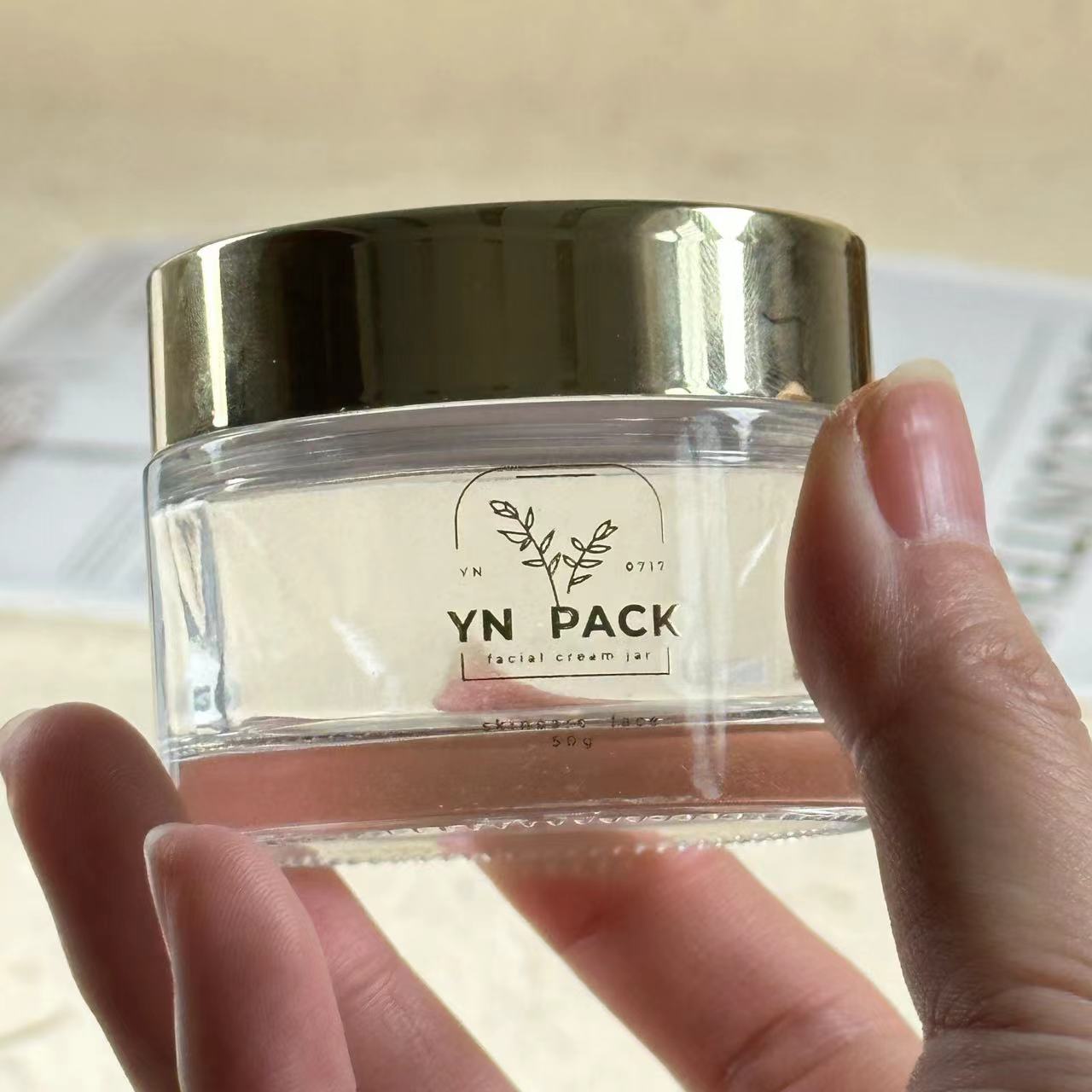 luxury glass jar Wholesa frost - Luxury Skincare Jars review and price